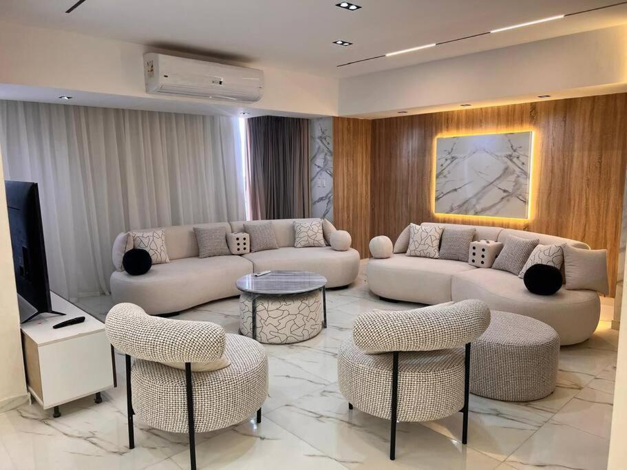 Apartment Luxury 3br Modern With Nile View From
