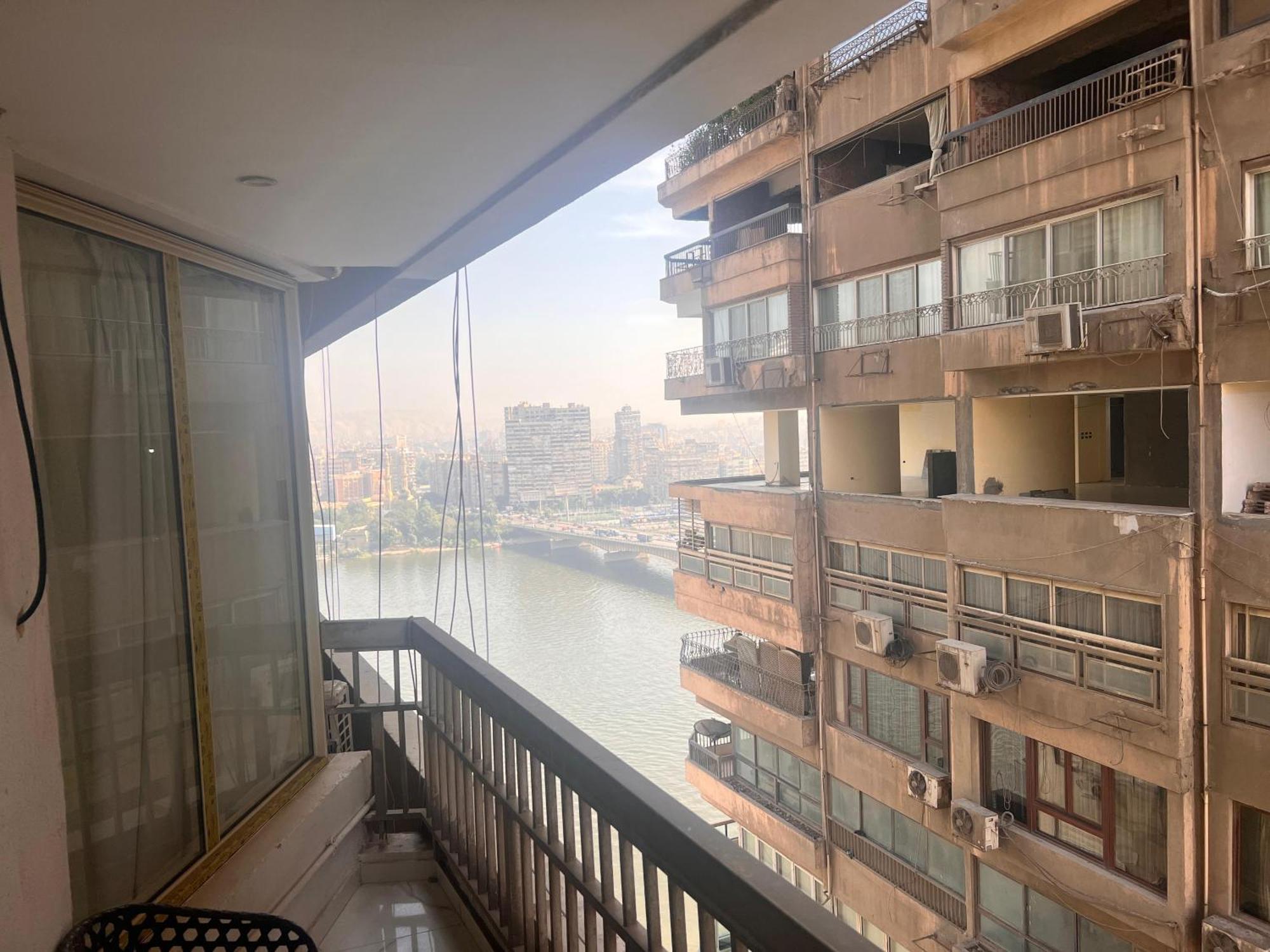 Luxury 3br Modern With Nile View From * Cairo
